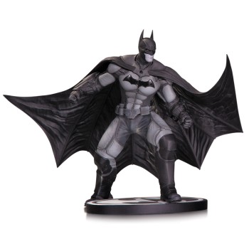Batman Black and White Statue Arkham Origins 16 cm
